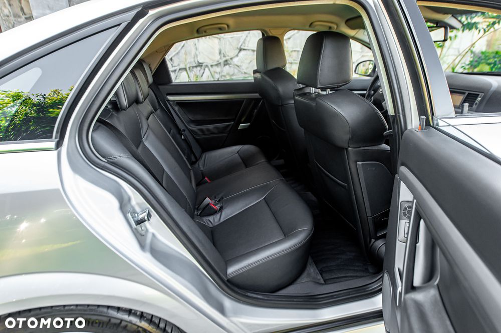 Opel Vectra OPC - 33