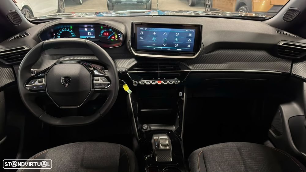 Peugeot 2008 - 12