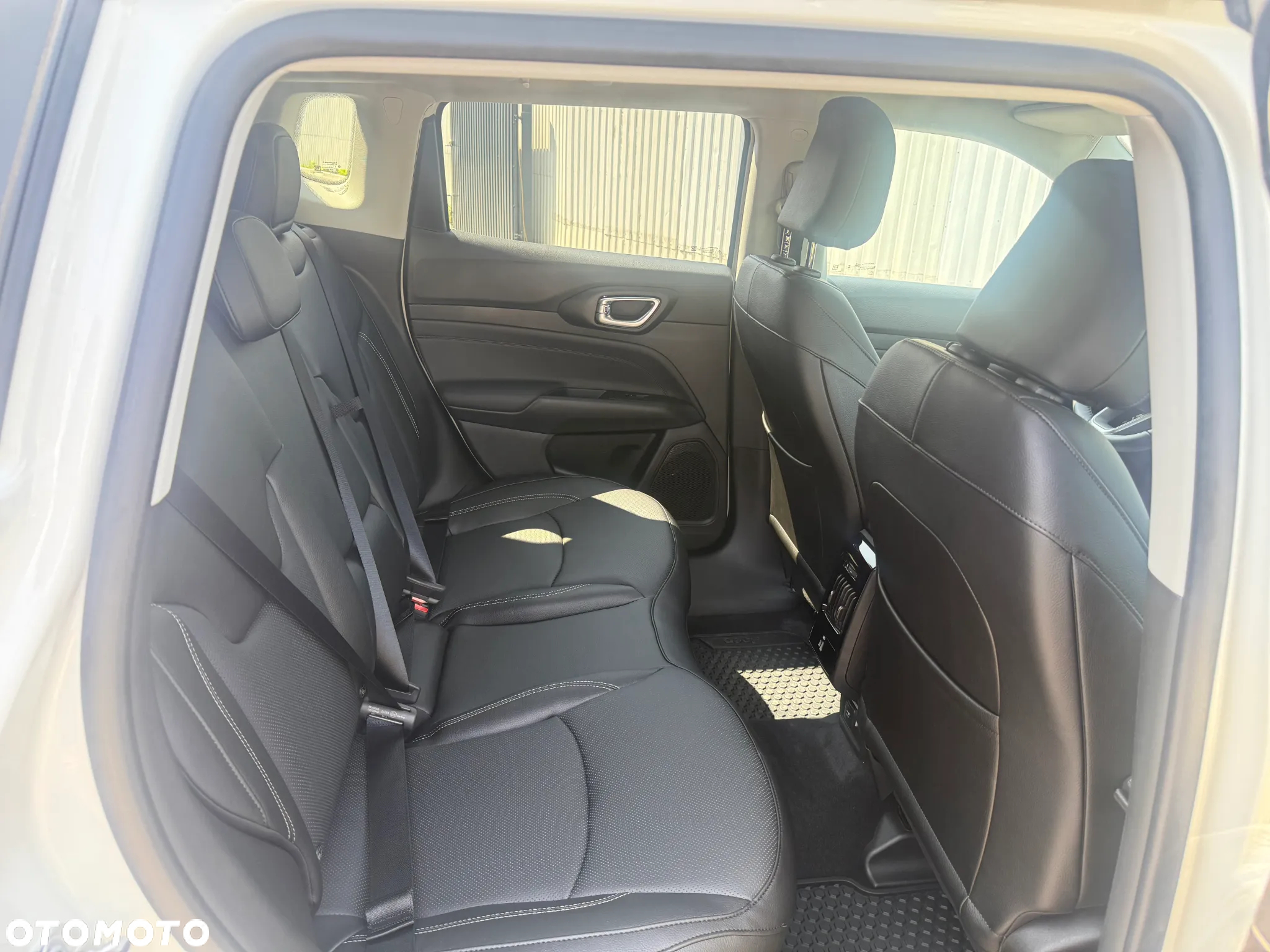 Jeep Compass 1.5 T4 mHEV Summit Winter Edition FWD S&S DCT - 21