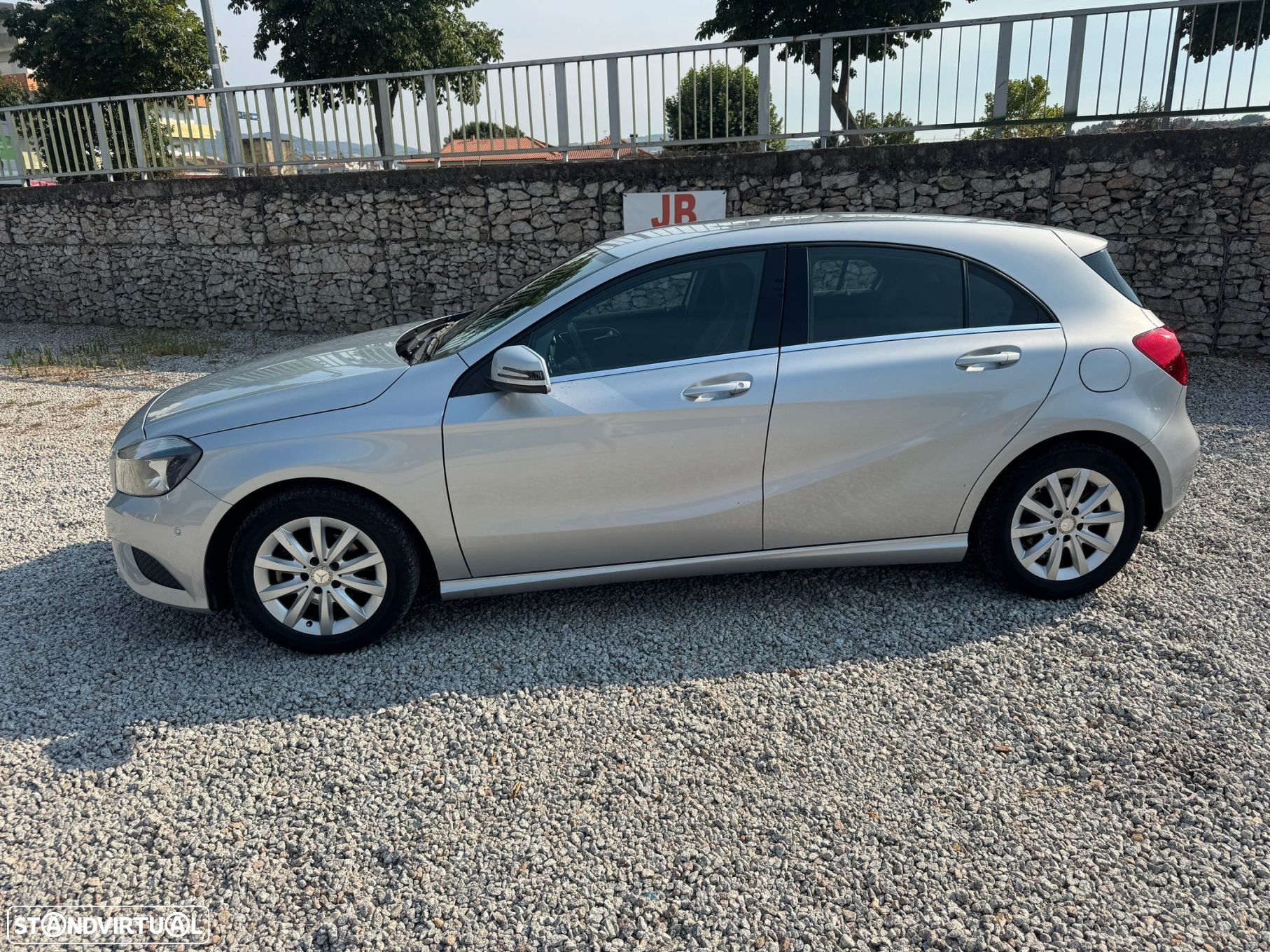 Mercedes-Benz A 180 CDi BlueEfficiency - 5