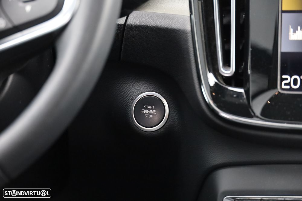 Volvo XC 40 2.0 B4 Inscription - 26