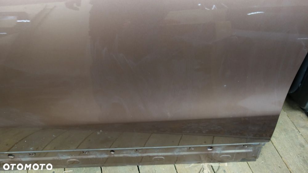 drzwi przód lewy mercedes W247 - 5