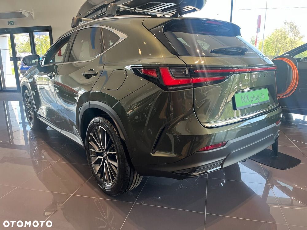 Lexus NX - 4