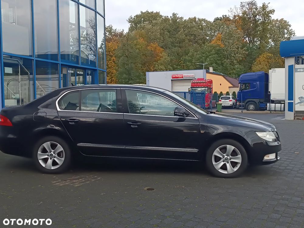 Skoda Superb 2.0 TDI Comfort - 6