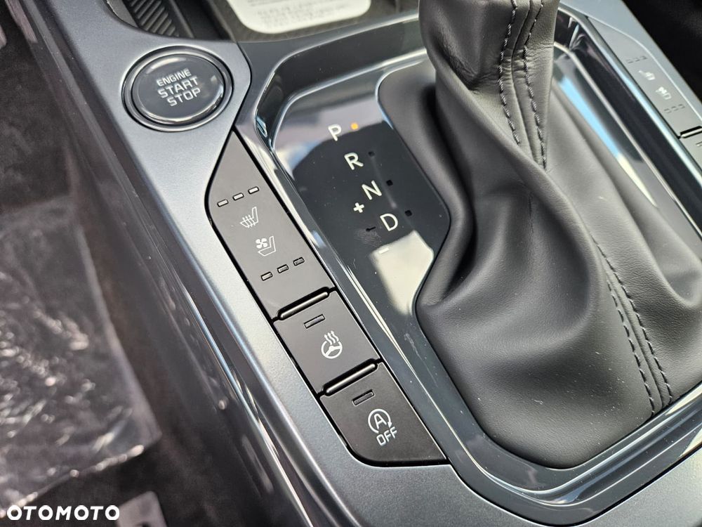 Kia XCeed 1.6 T-GDI Business Line DCT - 25