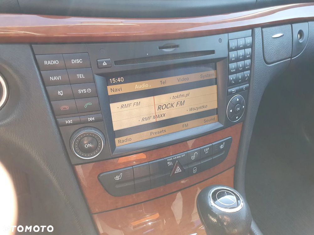 Mercedes-Benz Klasa E 200 Kompressor Automatik Elegance - 29