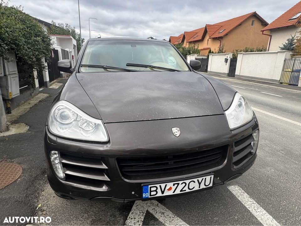 Porsche Cayenne 3.0 L V6 - 5