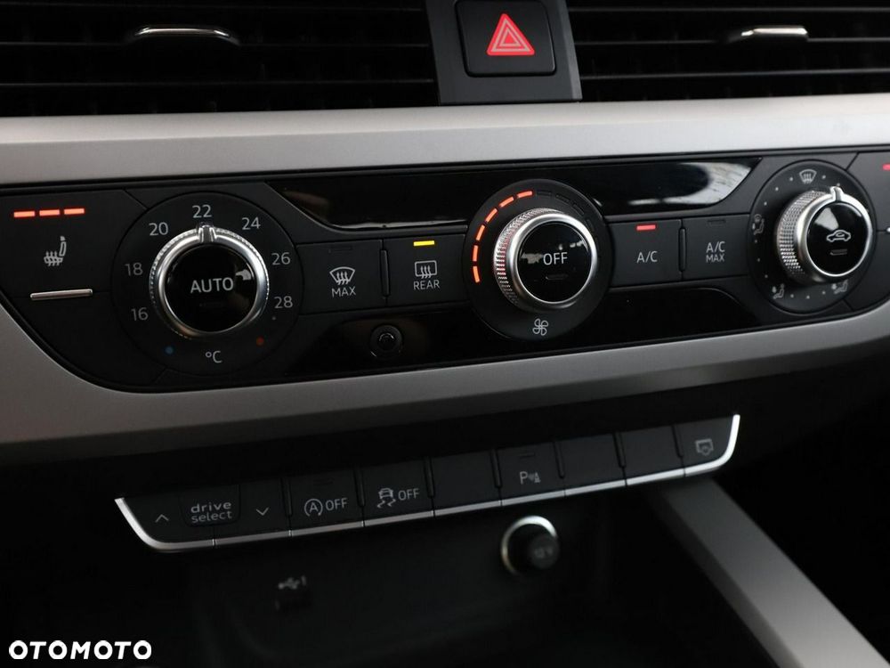 Audi A4 Avant 40 TDI Quattro S Line S tronic - 29