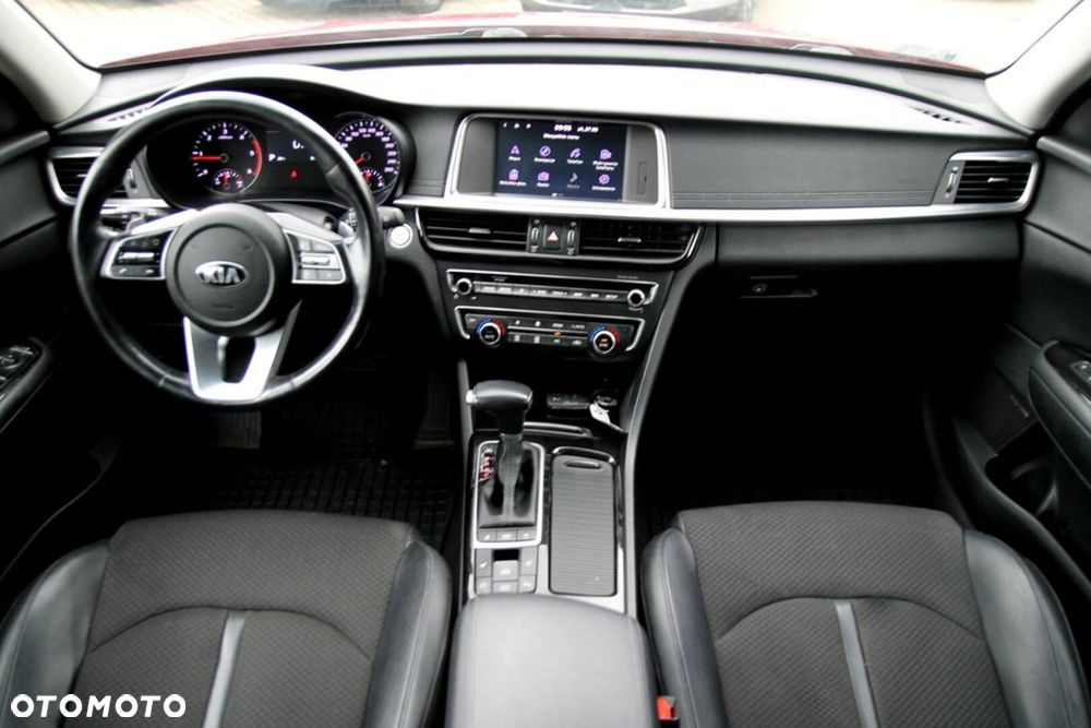 Kia Optima - 17