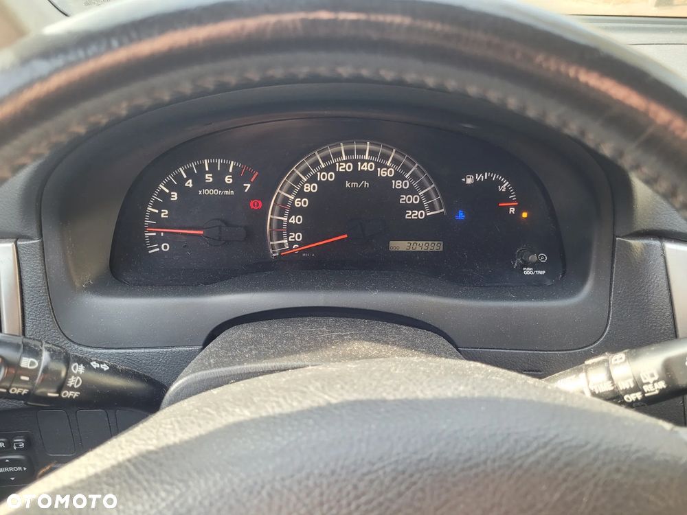 Toyota Avensis Verso Standard - 5