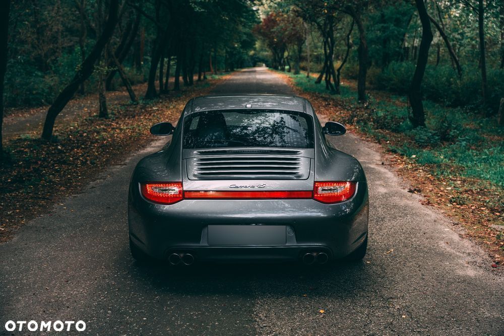 Porsche 911 Carrera 4S PDK - 12