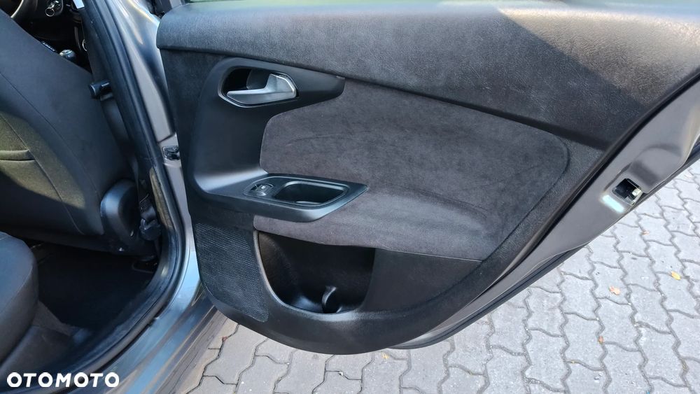 Fiat Tipo - 18