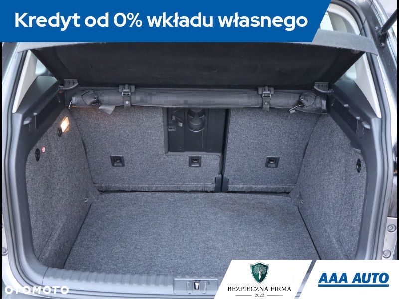 Volkswagen Tiguan - 13