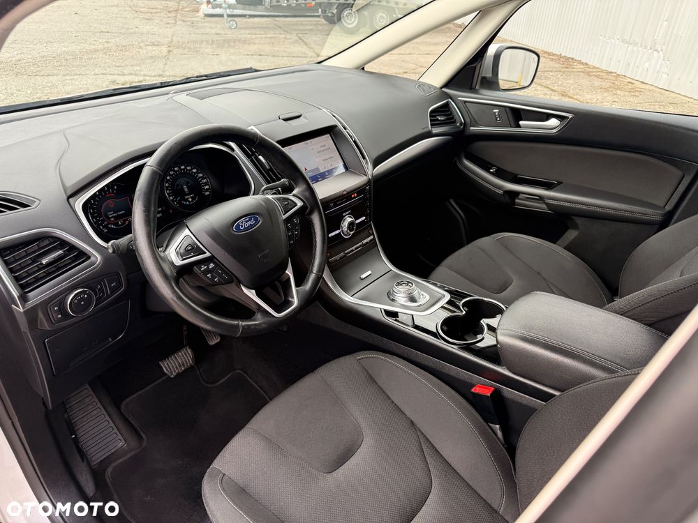 Ford S-Max 2.0 EcoBlue TITANIUM - 4