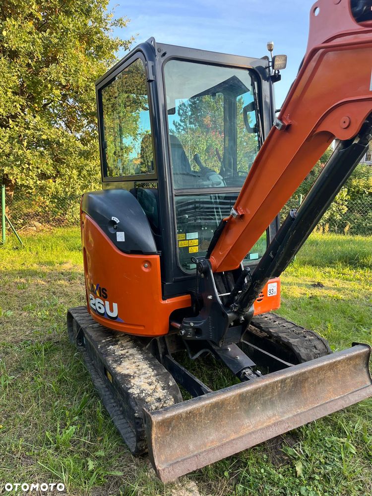 Hitachi ZX26U - 3