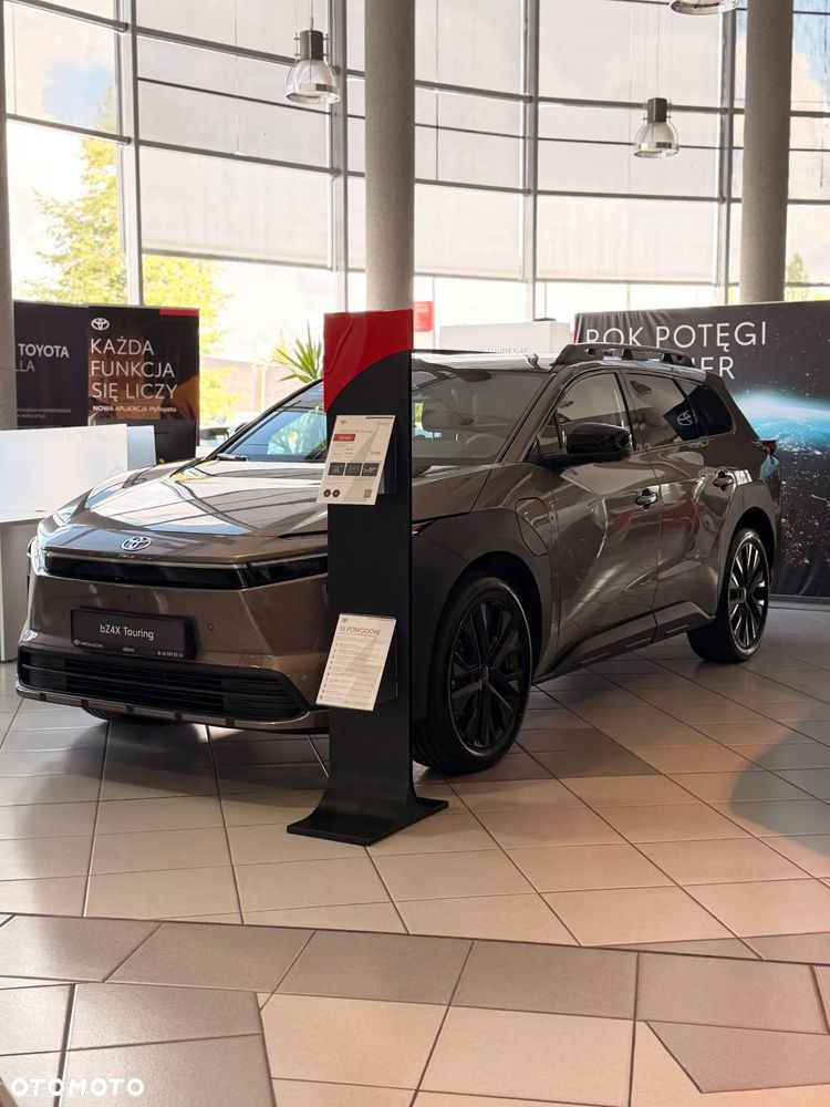 Toyota bZ4X 74.7kWh 4x4 Executive - 1