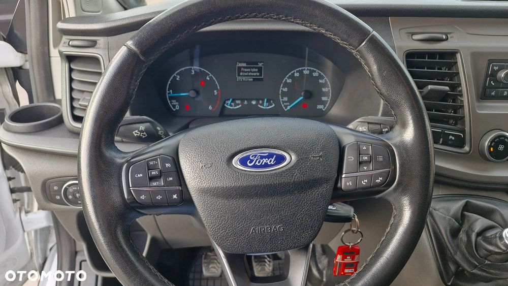 Ford Transit Custom - 11