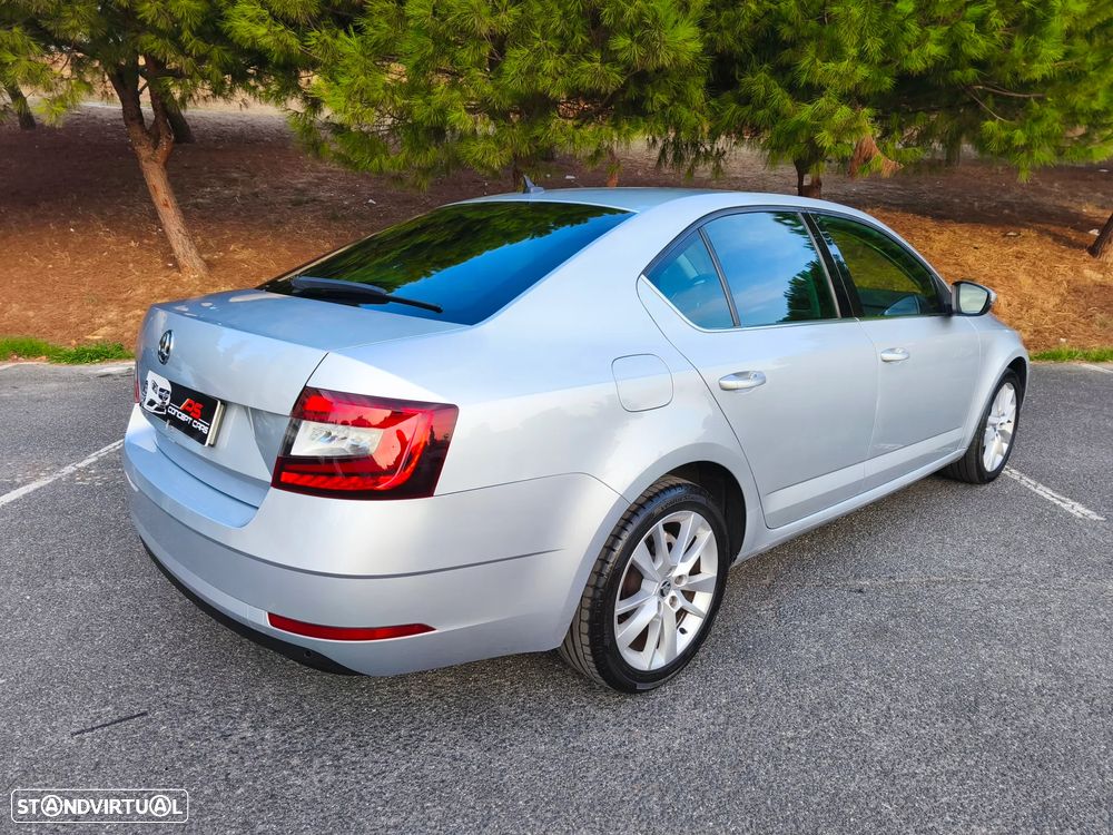 Skoda Octavia 1.6 TDI Style - 2