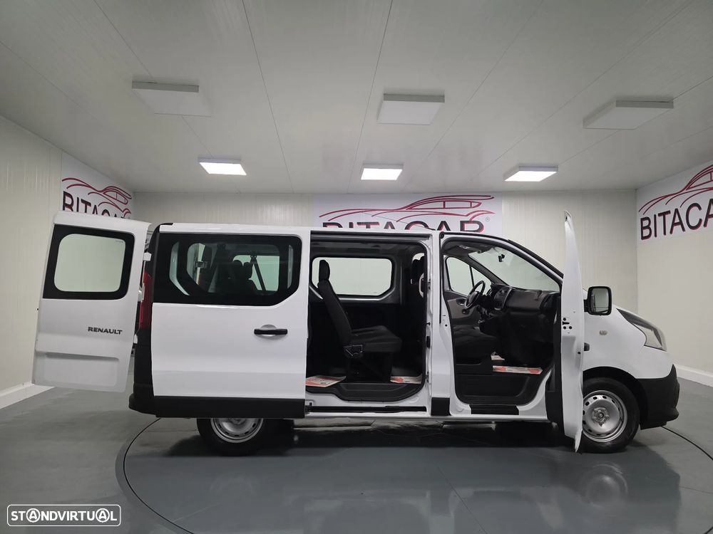 Renault Trafic - 38