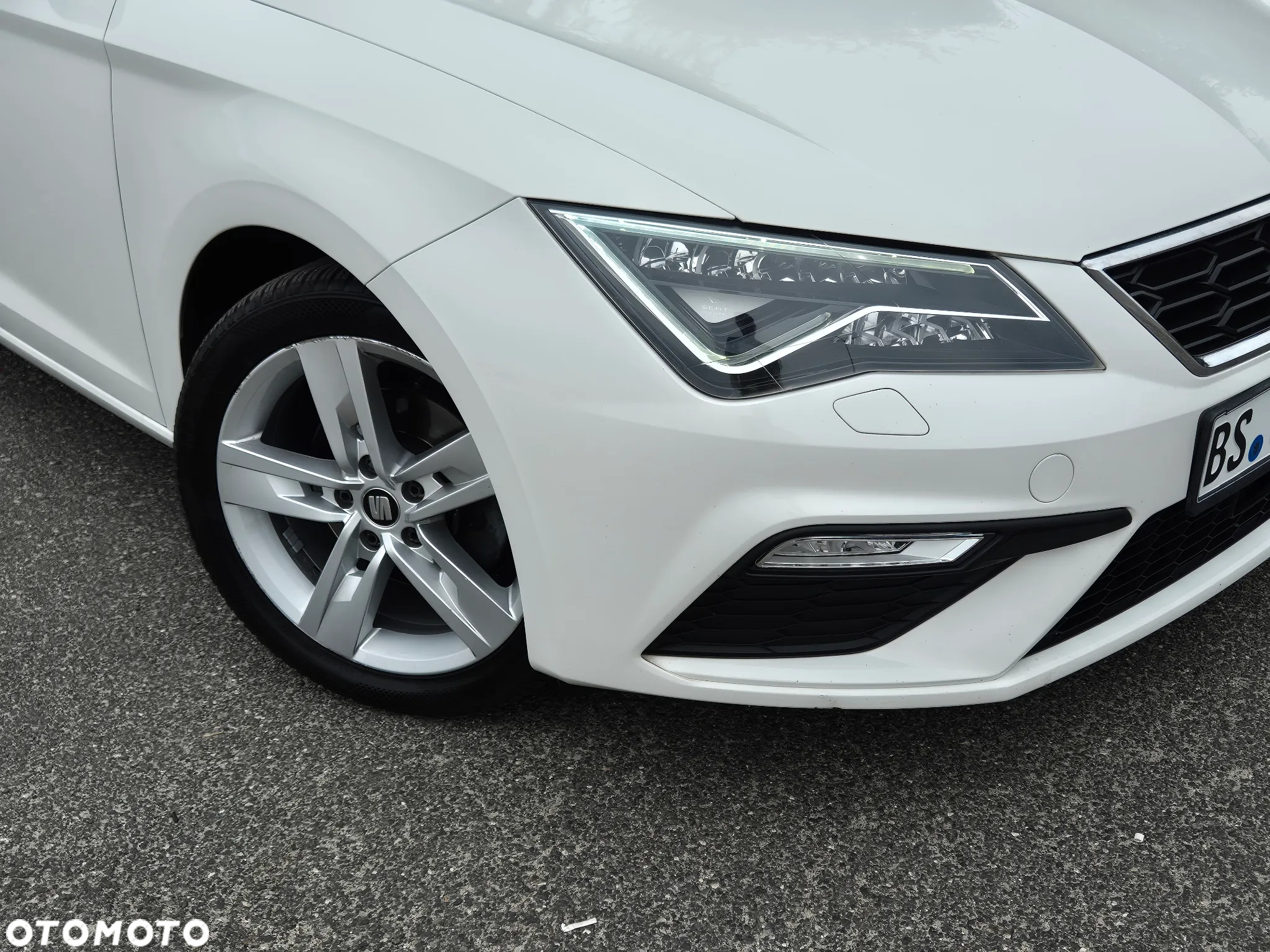 Seat Leon 2.0 TDI DSG FR - 9