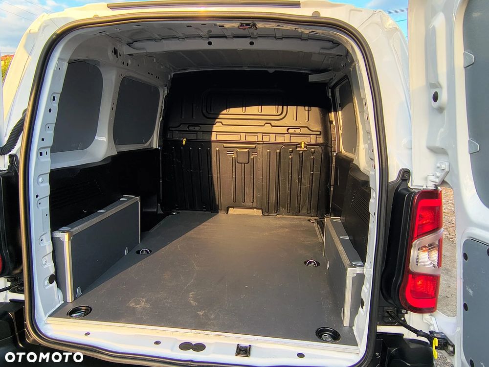 Opel Combo 1,5D 131KM - 9