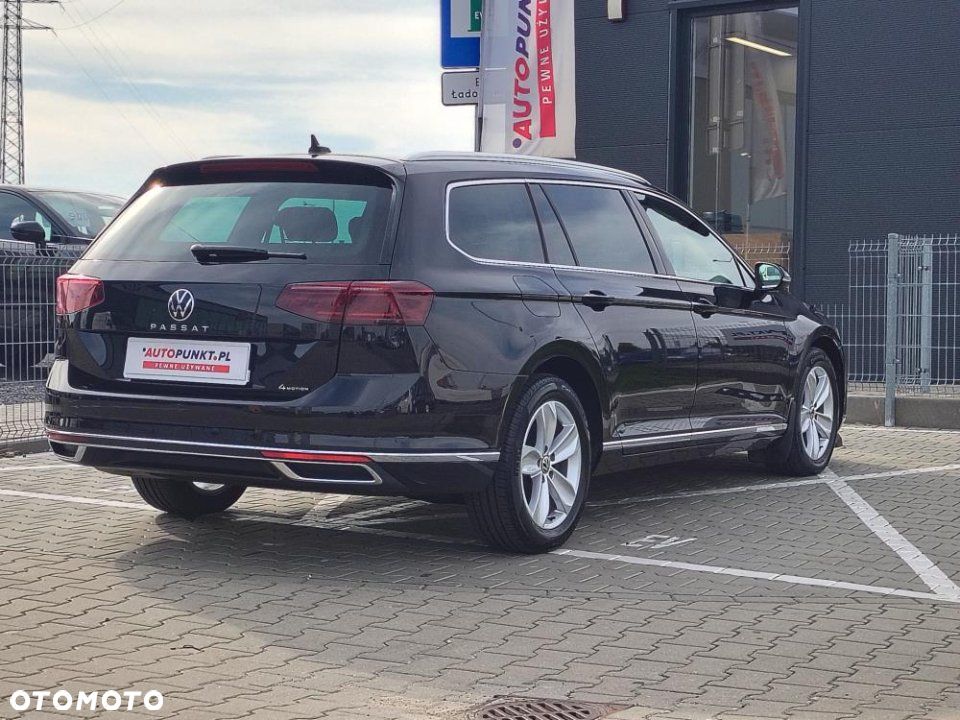 Volkswagen Passat - 6
