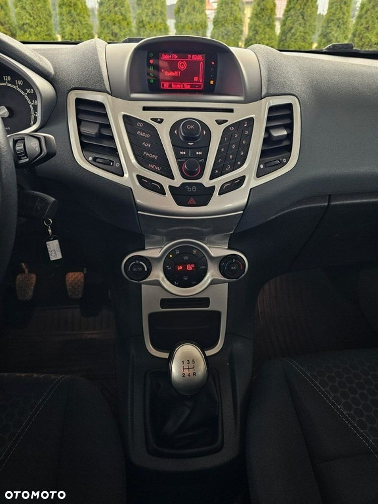 Ford Fiesta 1.25 Titanium X - 20