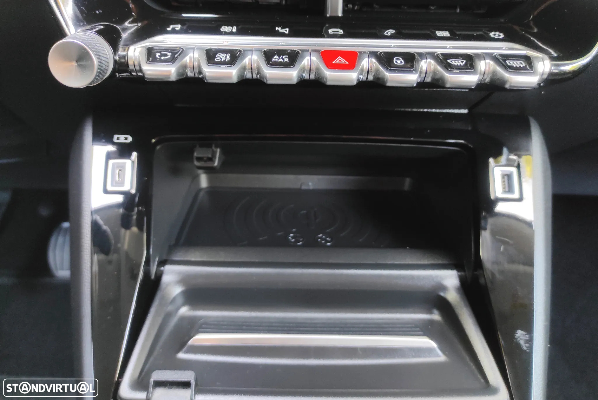 Peugeot 208 1.2 PureTech Allure Pack - 27