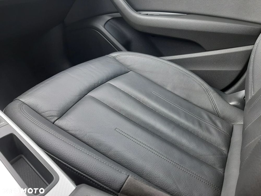 Audi A4 Avant 2.0 TDI ultra S tronic sport - 24