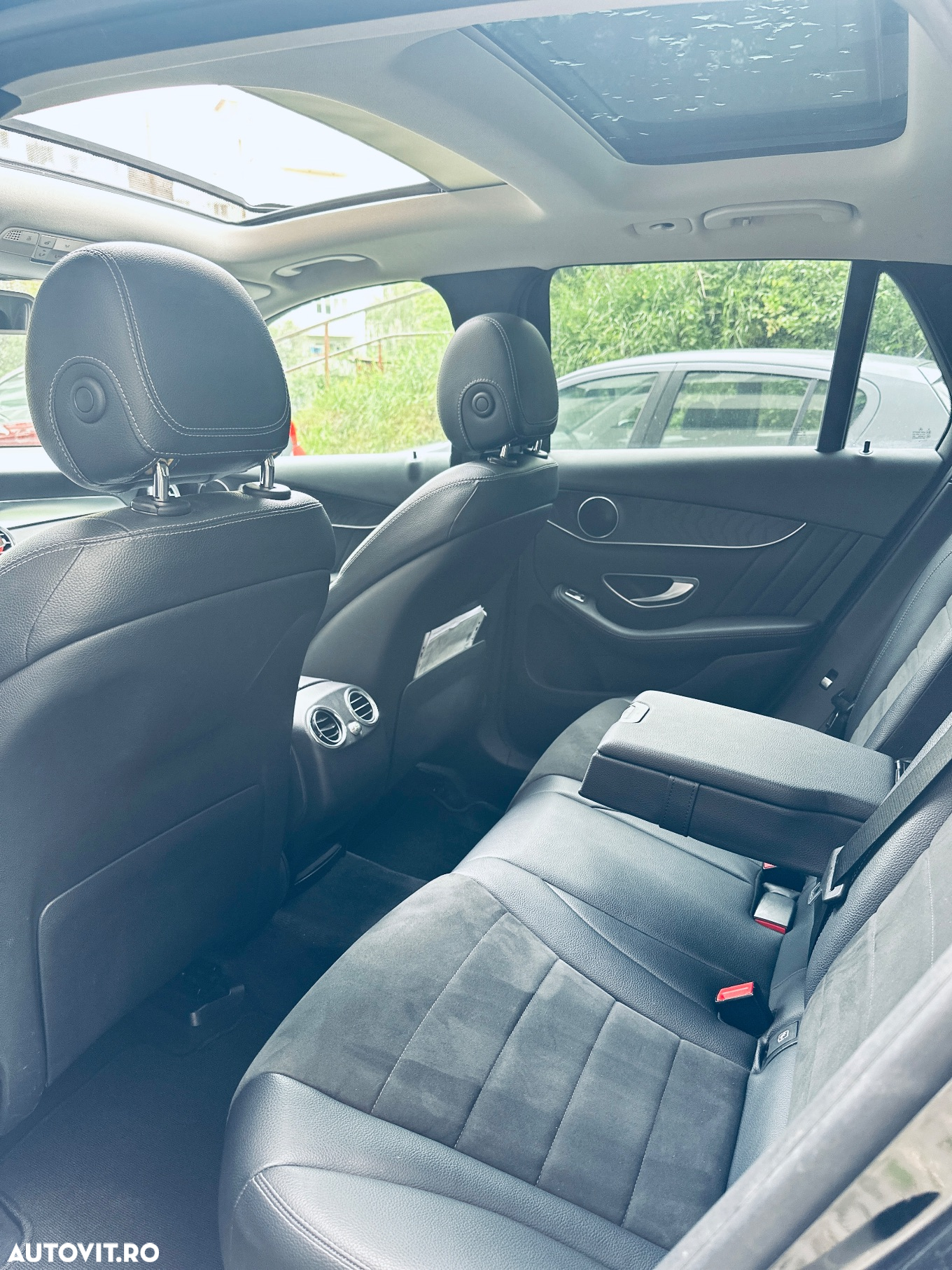 Mercedes-Benz GLC 220 d 4Matic 9G-TRONIC AMG Line - 9