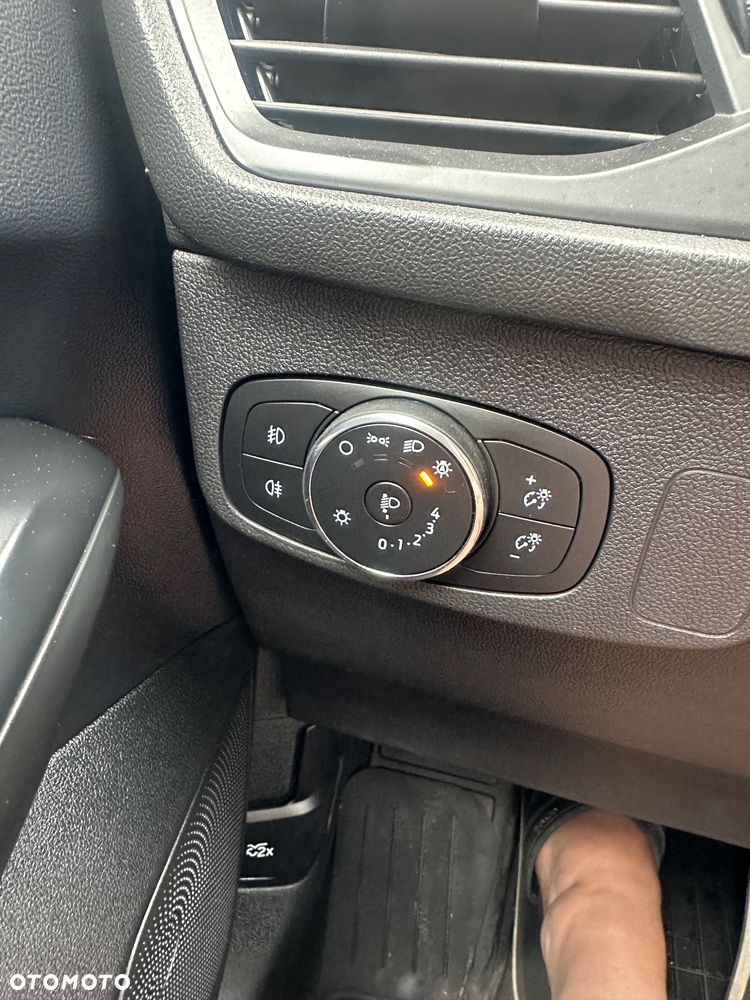 Ford Focus 1.5 EcoBlue SCR Titanium X - 37