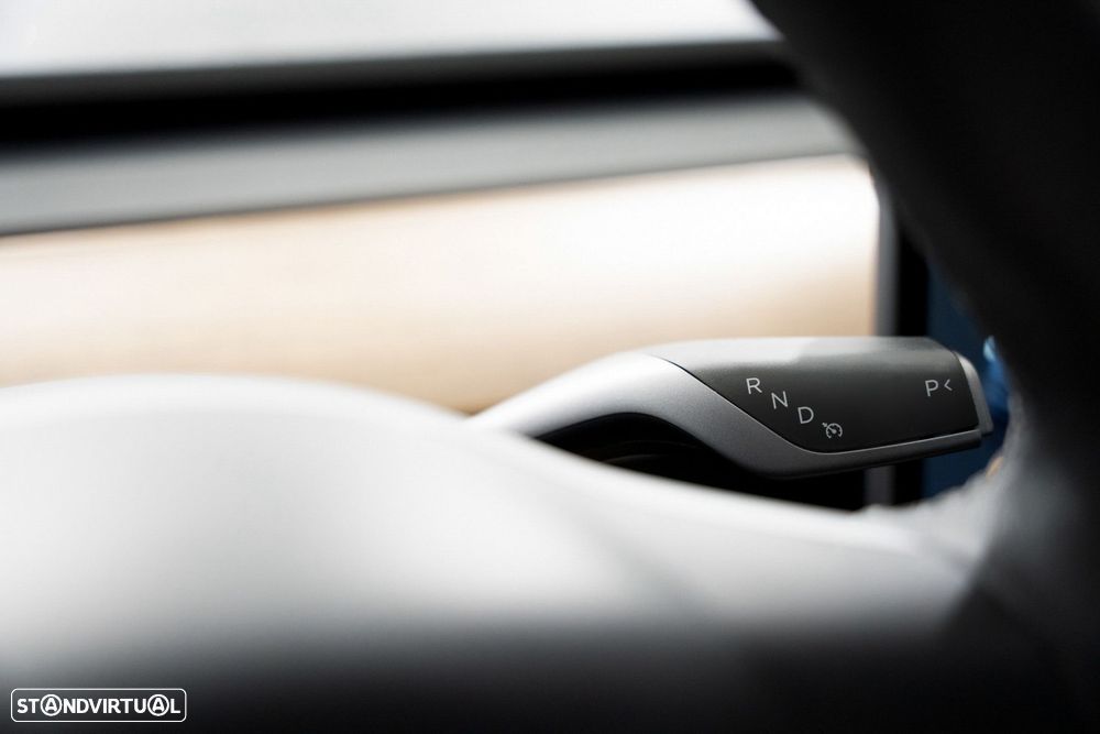 Tesla Model 3 Long Range Tração Traseira - 10