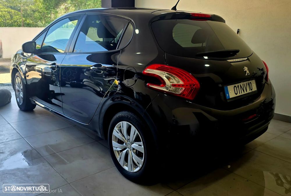 Peugeot 208 1.4 HDi Allure - 3
