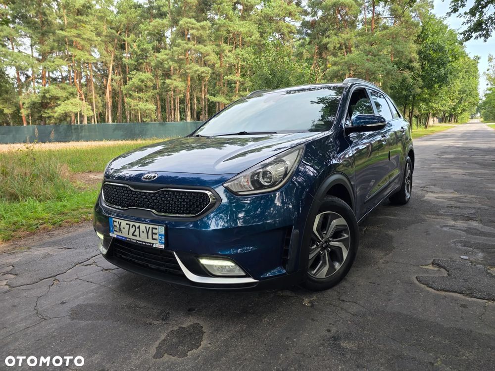 Kia Niro 1.6 GDI Hybrid L Business Line - 2