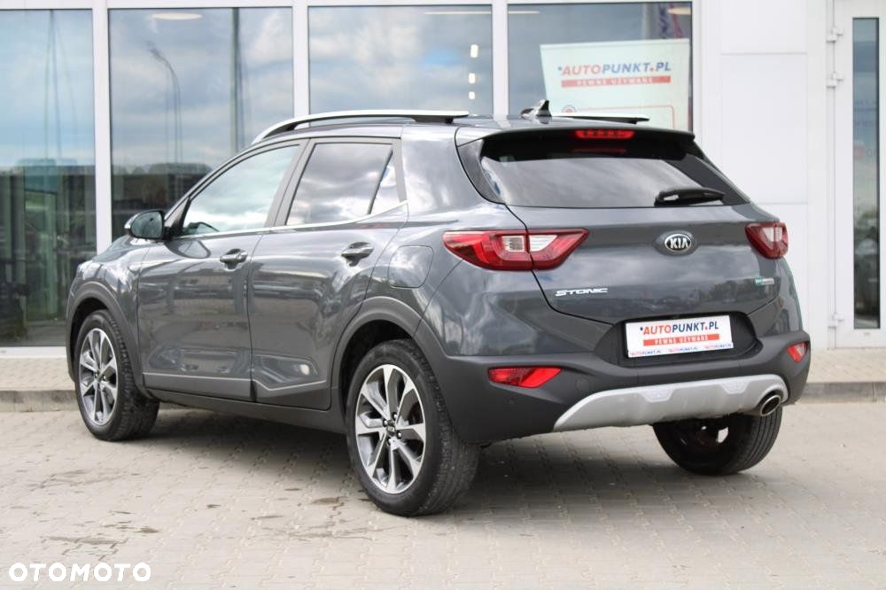 Kia Stonic - 3