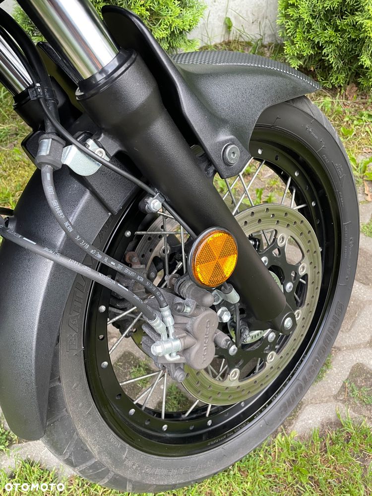 Suzuki V-STROM - 29