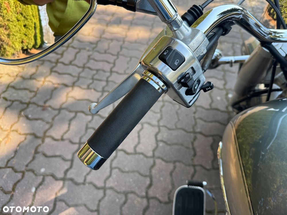 Yamaha Drag Star - 16