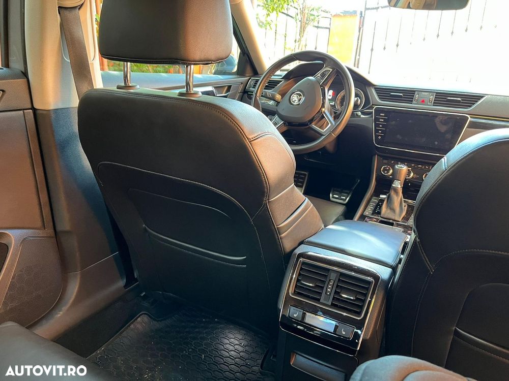 Skoda Superb 2.0 TDI DSG 4X4 Laurin & Klement - 14