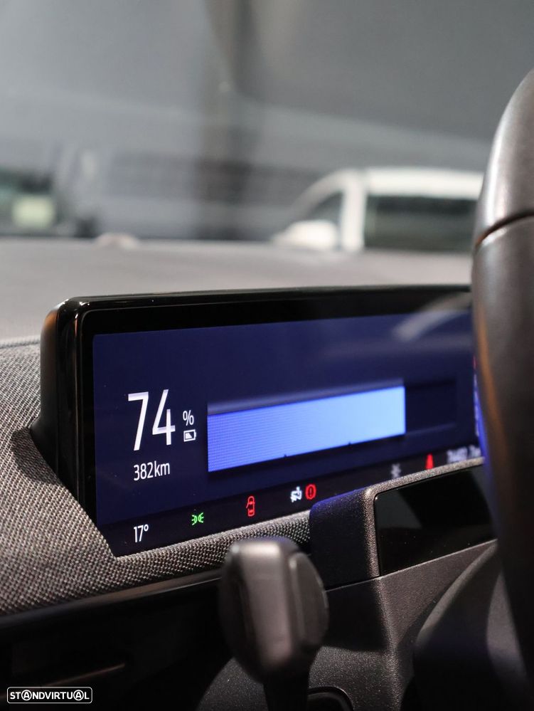 Ford Mustang Mach-E AWD PREMIUM - 27