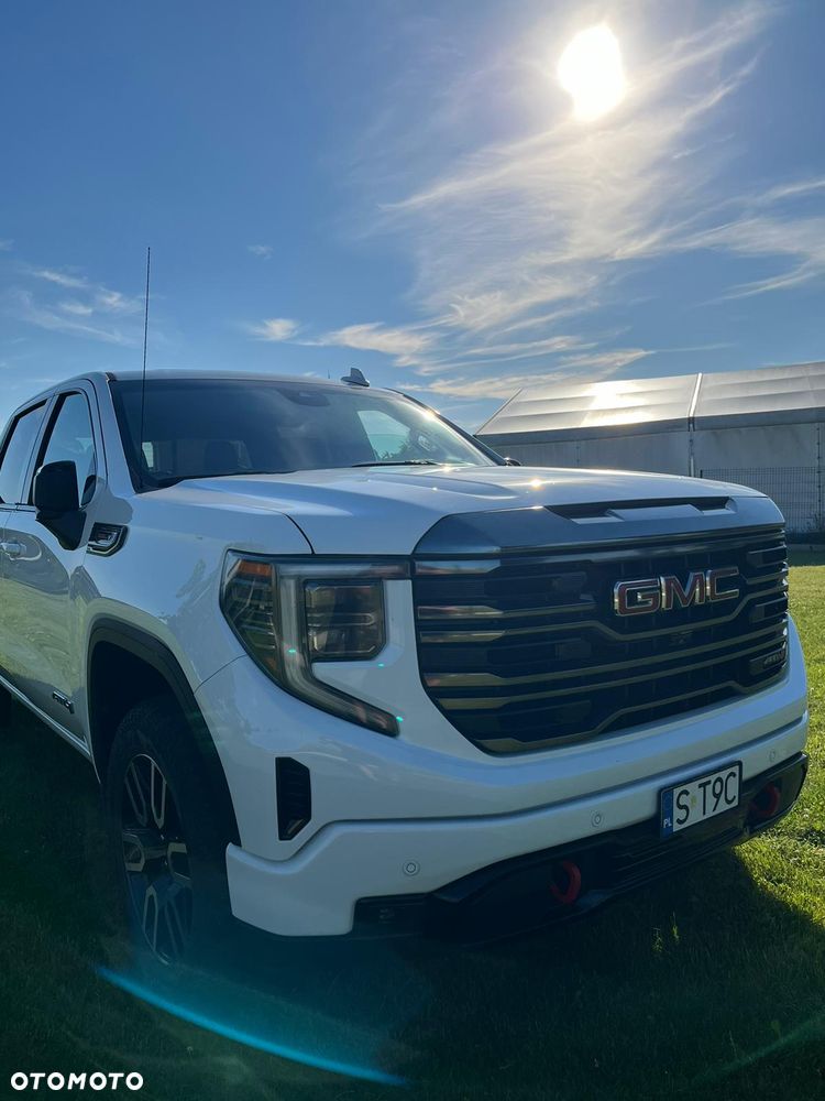 GMC Sierra - 33