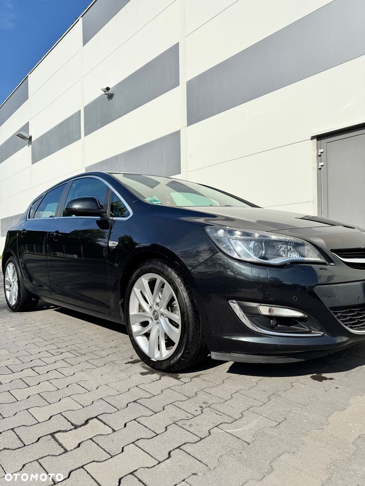 Opel Astra 1.7 CDTI DPF ecoFLEX Start/Stop Edition Sport - 1