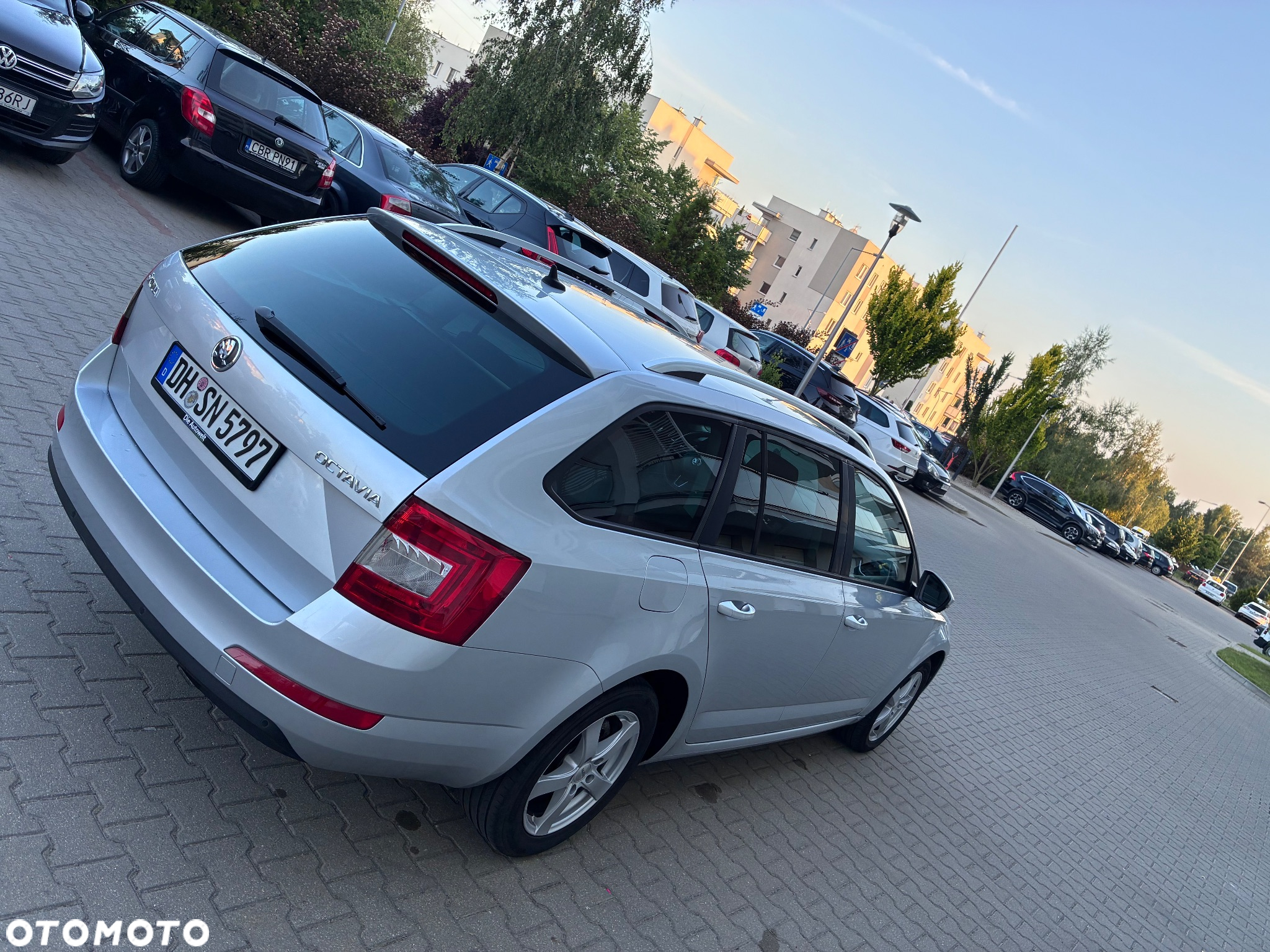 Skoda Octavia 1.6 TDI Ambiente DSG - 21