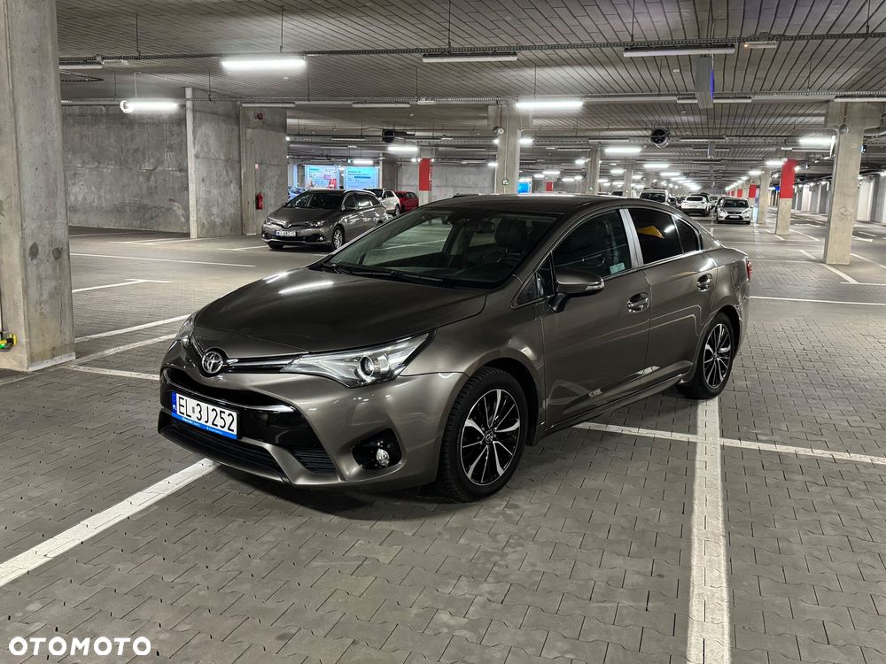 Toyota Avensis 2.0 D-4D Prestige - 1