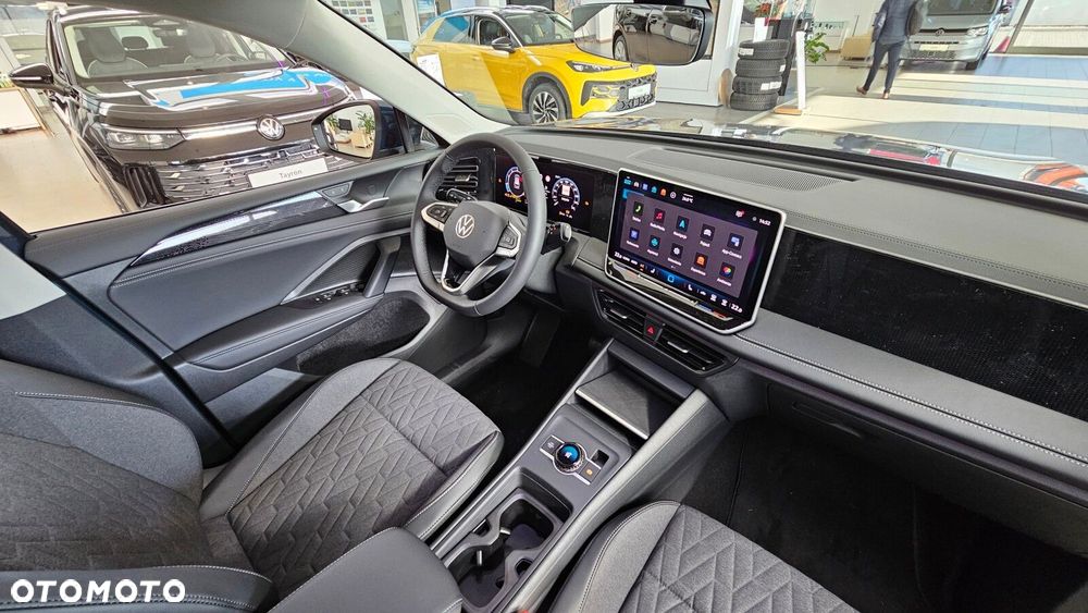 Volkswagen Tiguan - 27