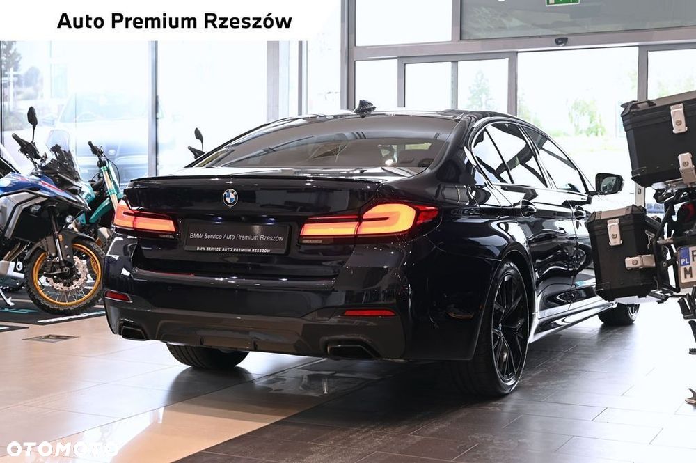 BMW Seria 5 540i xDrive mHEV M Sport sport - 18