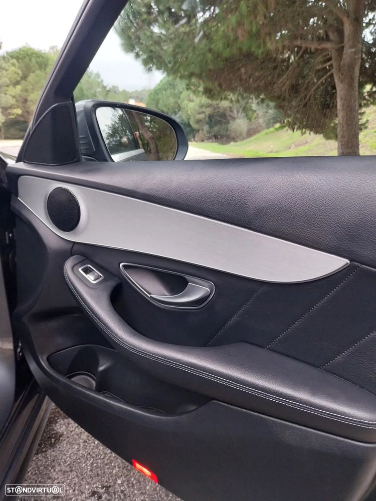 Mercedes-Benz C 300 h AMG Line - 18