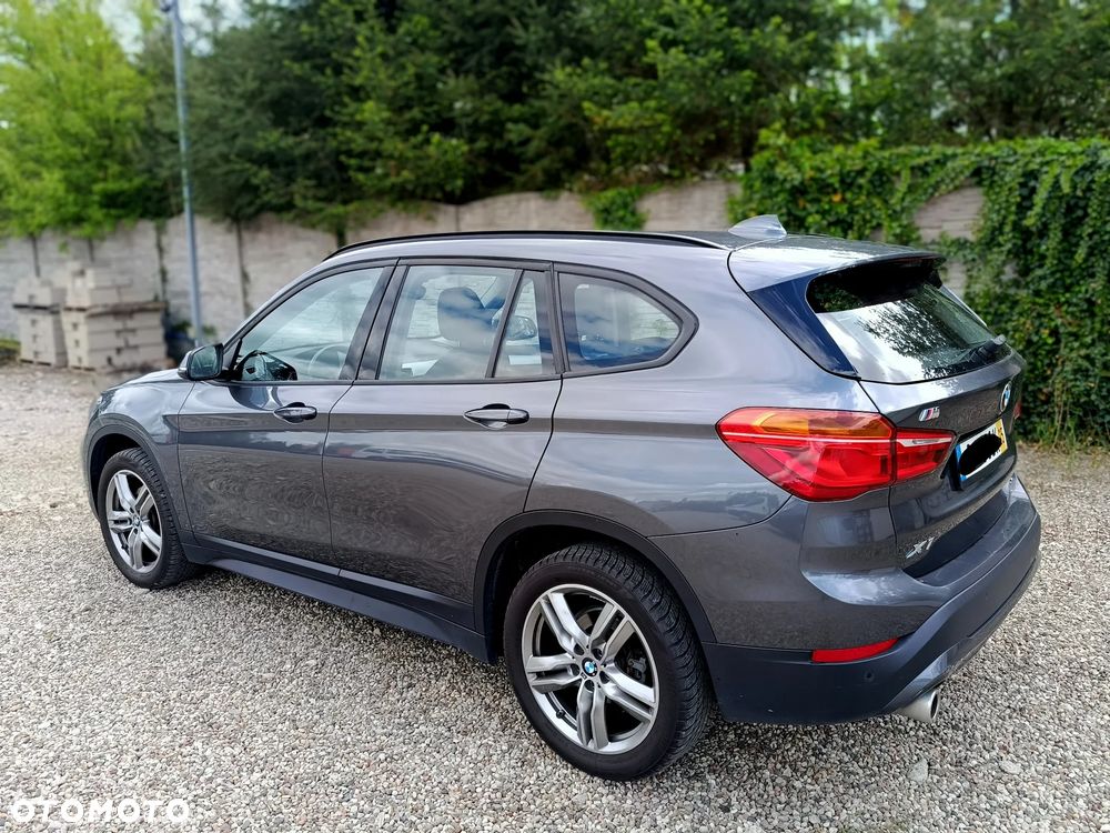 BMW X1 sDrive18i GPF Sport Line - 7