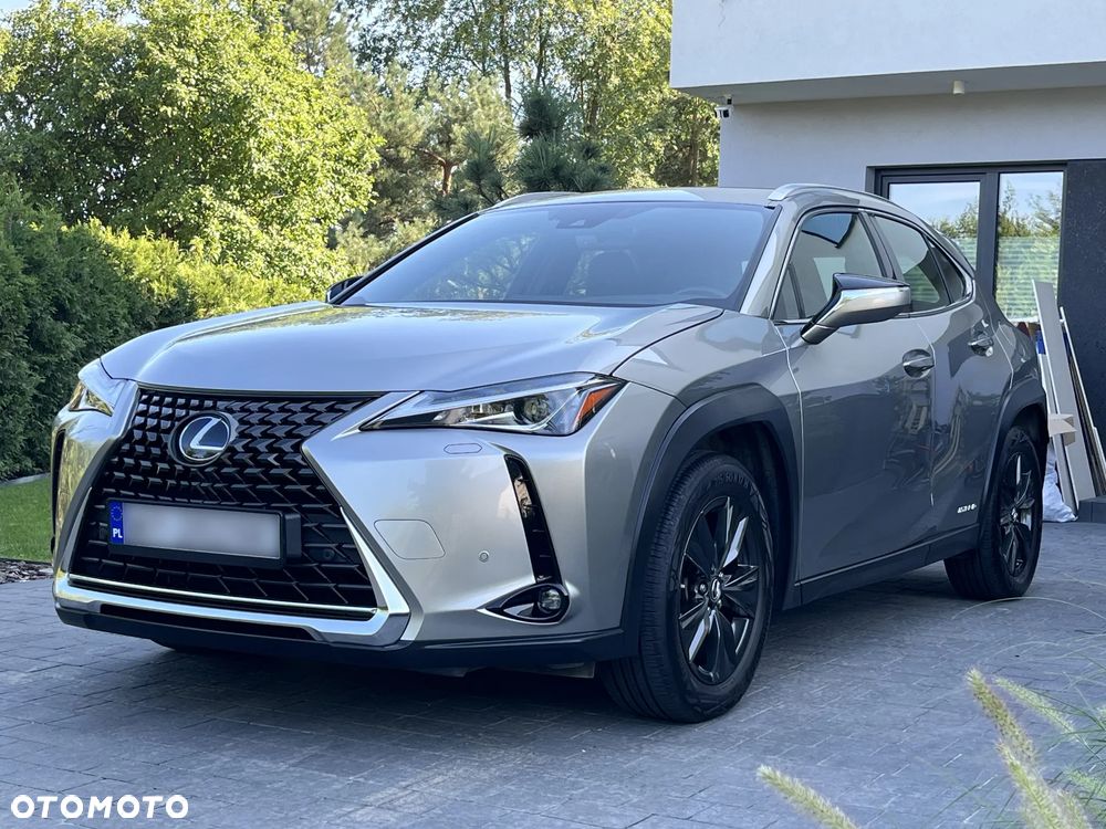 Lexus UX - 1