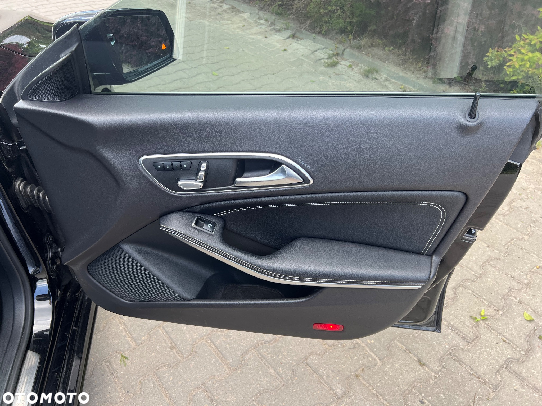 Mercedes-Benz CLA - 17