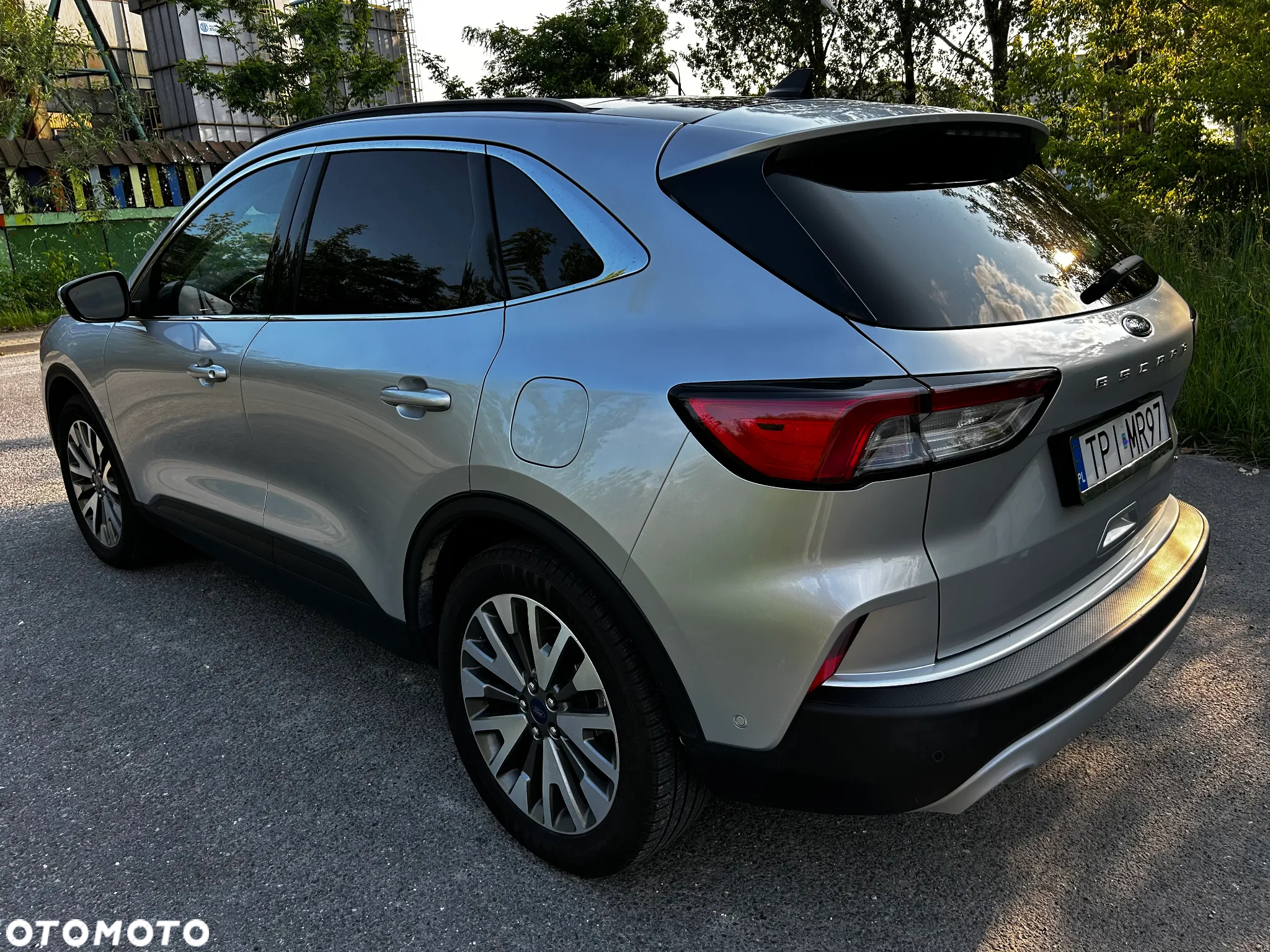 Ford Escape 2.0 EcoBoost AWD Titanium - 10